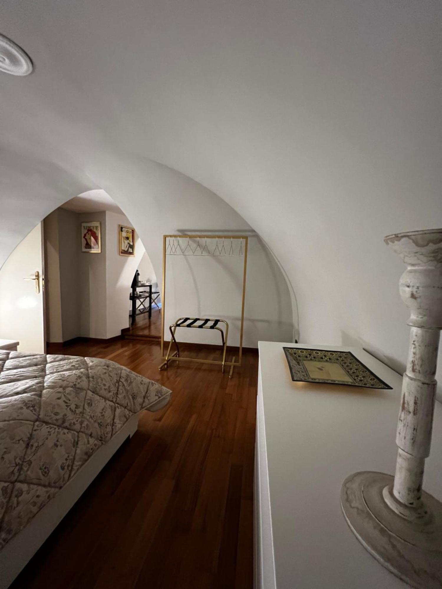 Calefati Gallery Luxury Apartment Bari Exterior photo